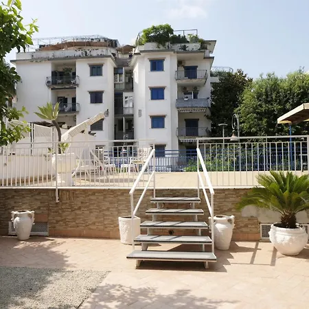 Domus Luna Sorrento Exterior photo
